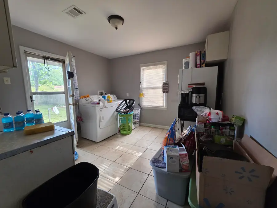 4200 QUEENSBURY AVE, Memphis, TN 38108 - #3