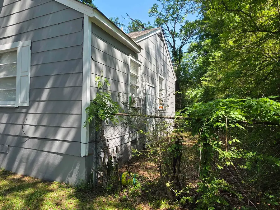 4338 DEBORAH AVE, Memphis, TN 38108 - #2