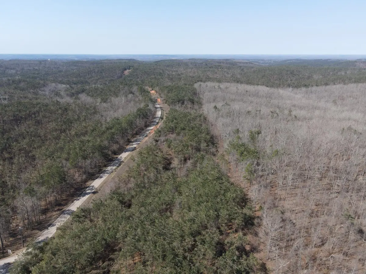 6 PYBURN DR, Savannah, TN 38372 - #1