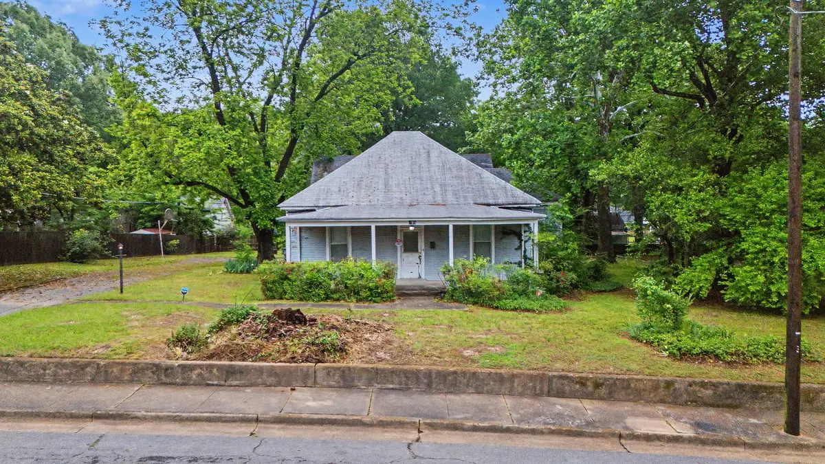 790 COLONIAL RD, Memphis, TN 38117 - #1