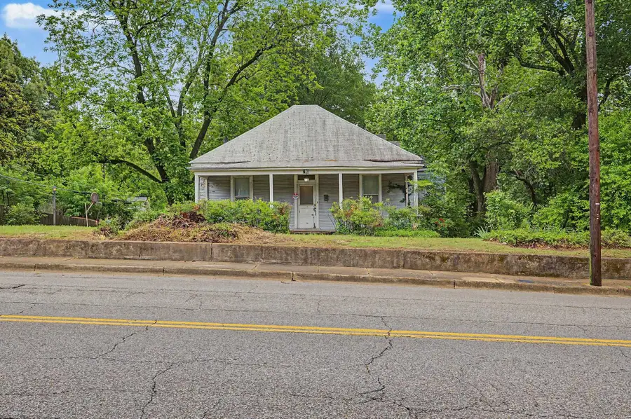 790 COLONIAL RD, Memphis, TN 38117 - #2