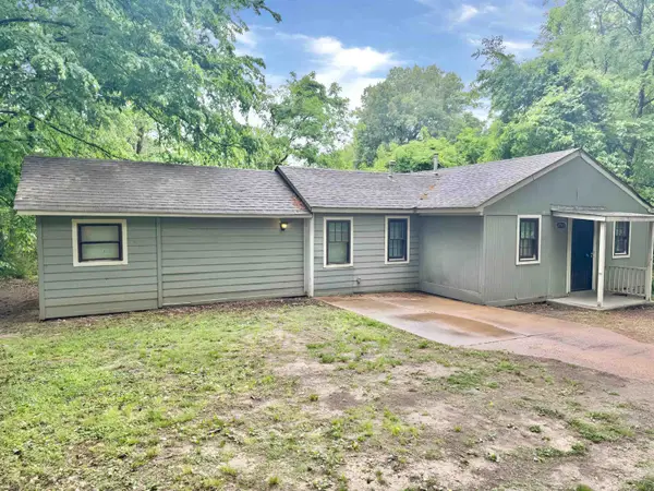 2743 WOODLAWN TERRACE ST, Memphis, TN 38127