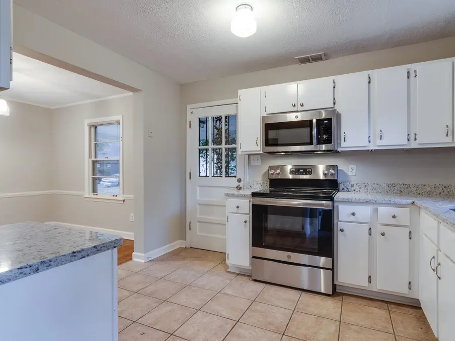 1208 PERKINS TER, Memphis, TN 38117 - #3