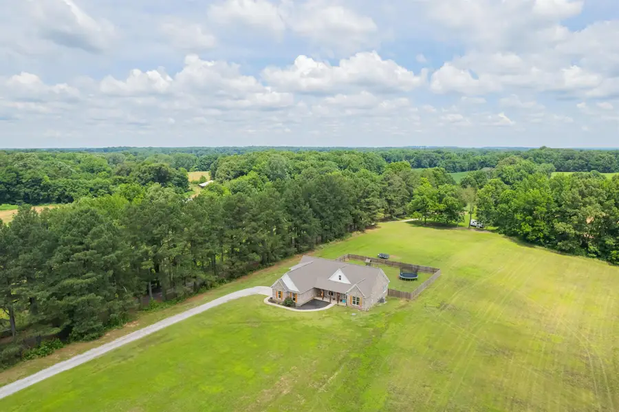 378 HOLLY GROVE RD, Covington, TN 38019 - #2