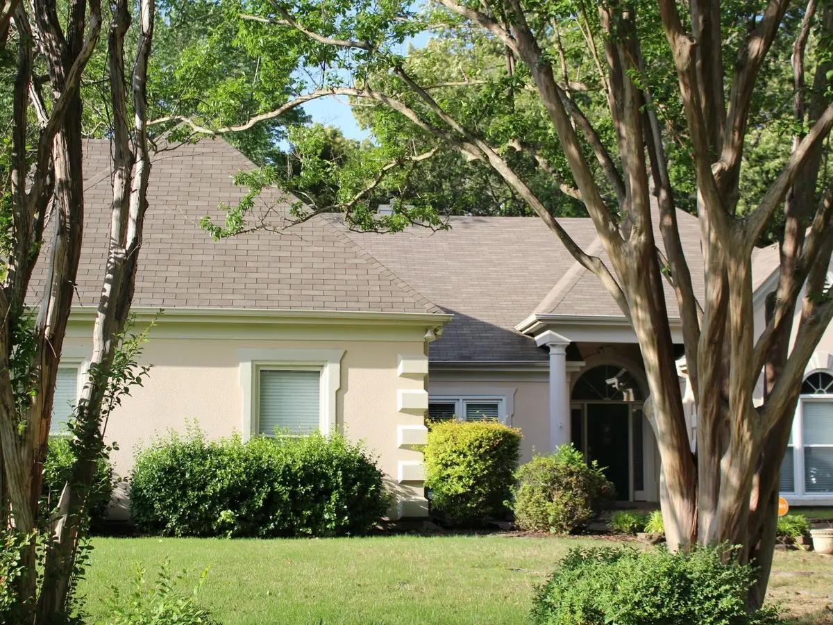 8916 CEDAR MILLS CV, Cordova, TN 38016 - #1