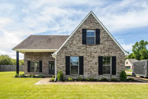 270 SEAWOOD DR, Oakland, TN 38060