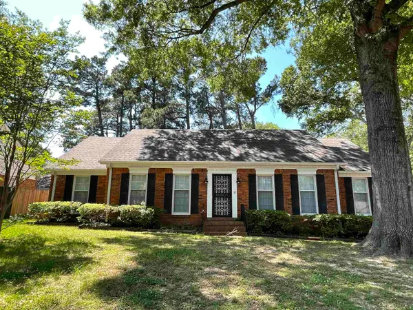 379 MCELROY RD, Memphis, TN 38120