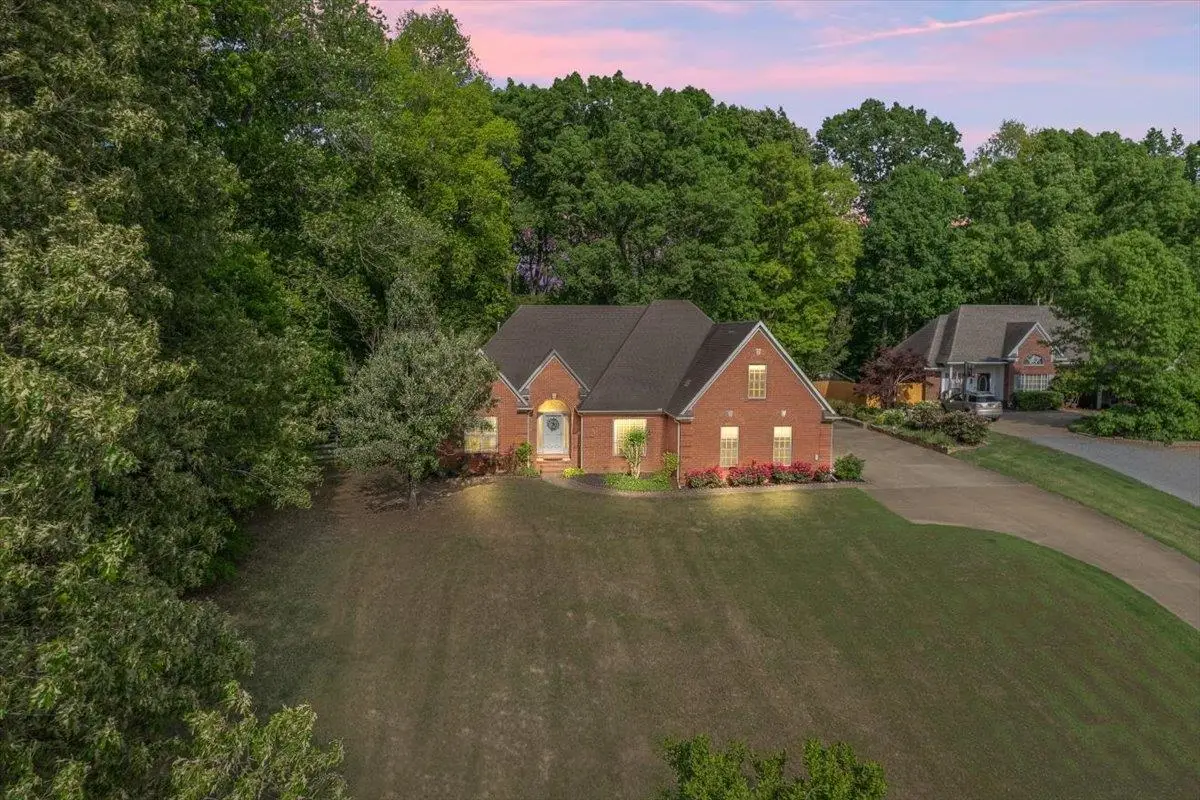 375 LEGGETT DR, Atoka, TN 38004 - #1