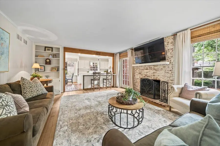 2345 KIRBY WOODS CV, Memphis, TN 38119 - #3