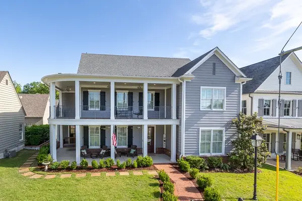 328 WASHINGTON ST, Collierville, TN 38017