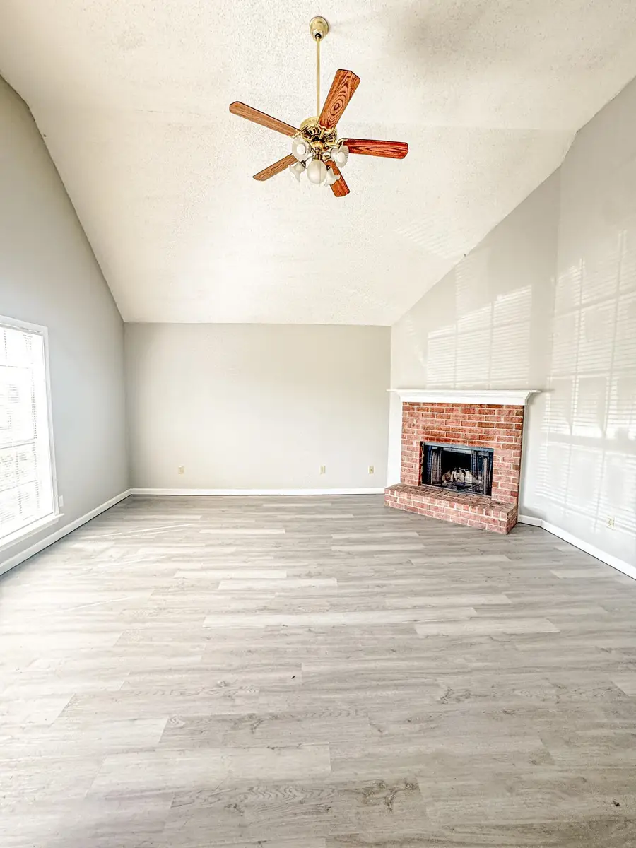 4198 MEADOW VALLEY DR E, Memphis, TN 38141 - #2
