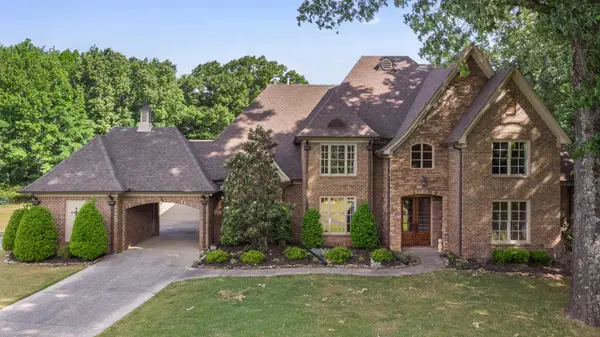 10510 BENTBROOKE DR, Lakeland, TN 38002
