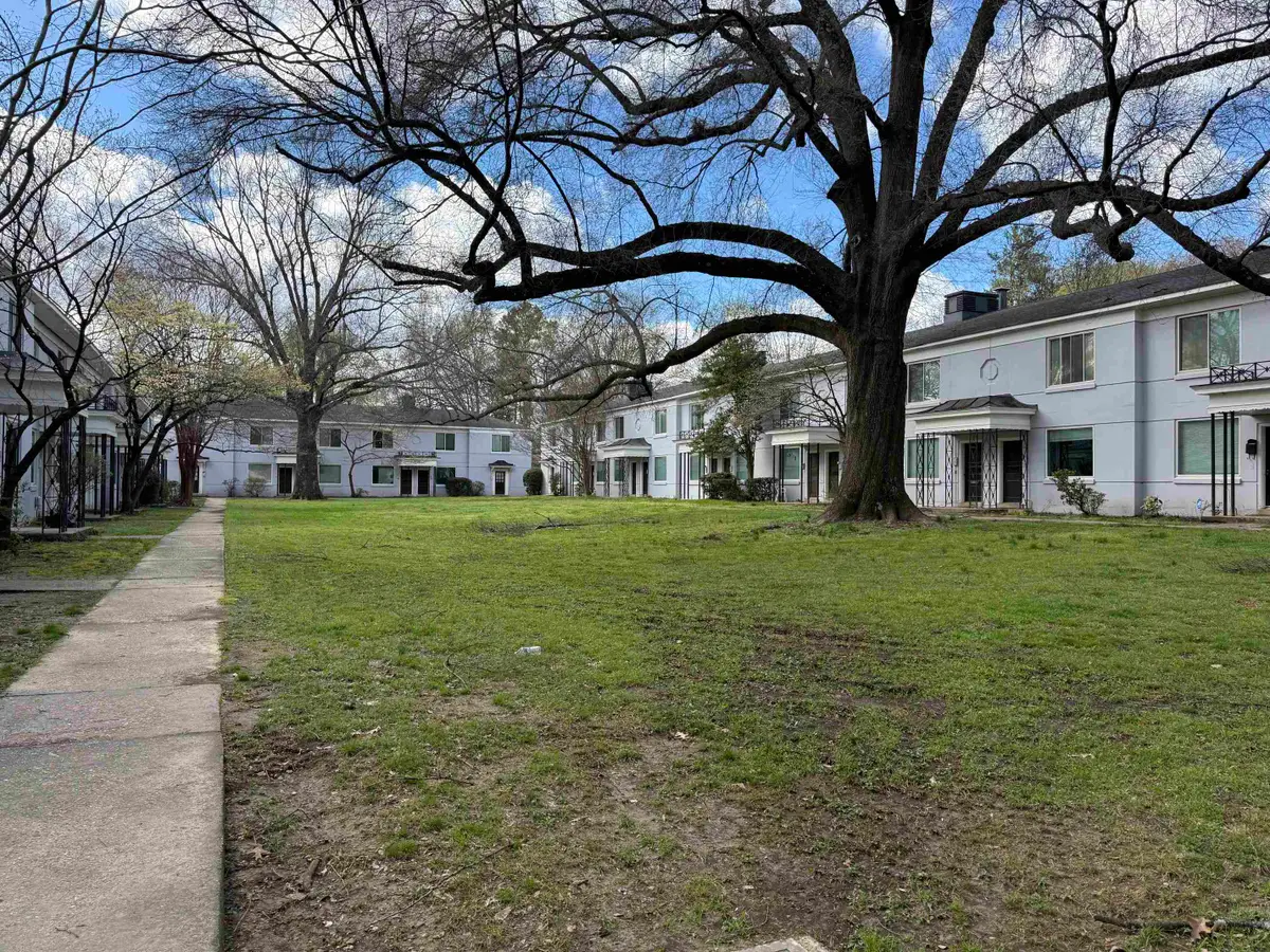 585 E PARKWAY PKY #6, Memphis, TN 38104 - #1