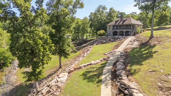 202 RIVERBEND LN, Bath Springs, TN 38311