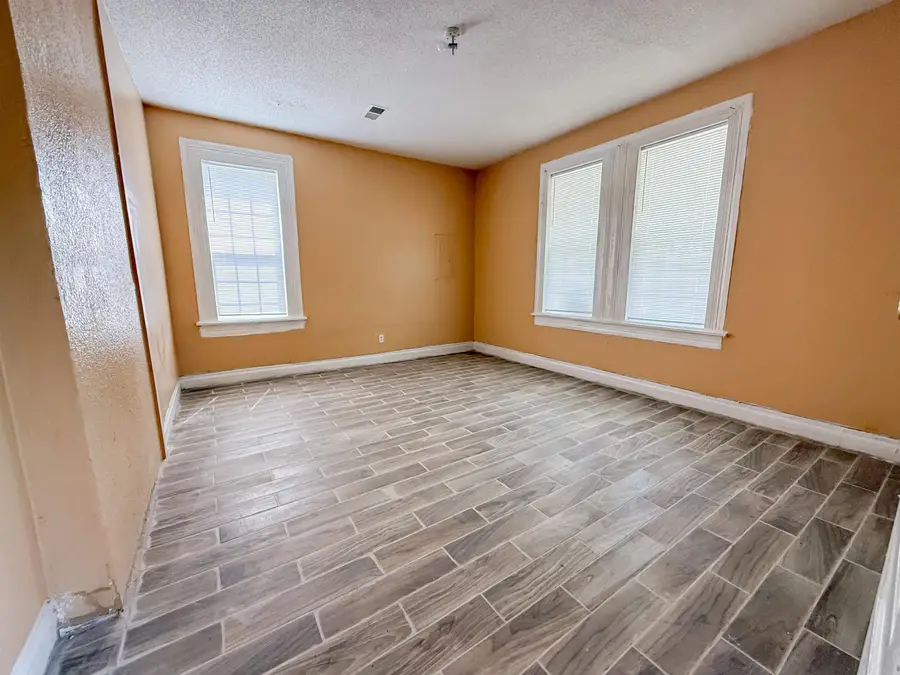 222 LEATH ST, Memphis, TN 38105 - #2