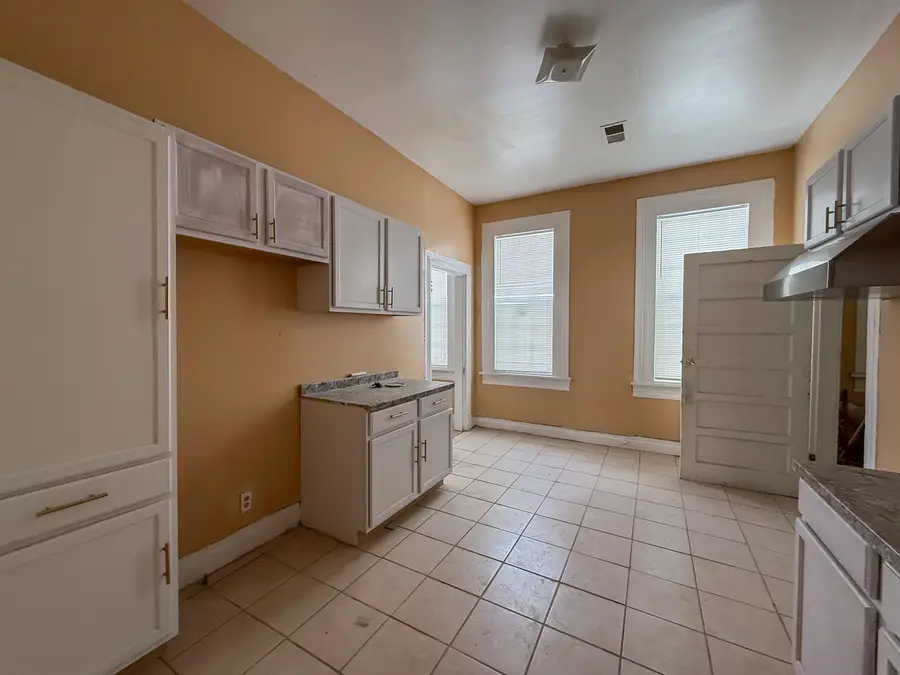 222 LEATH ST, Memphis, TN 38105 - #3