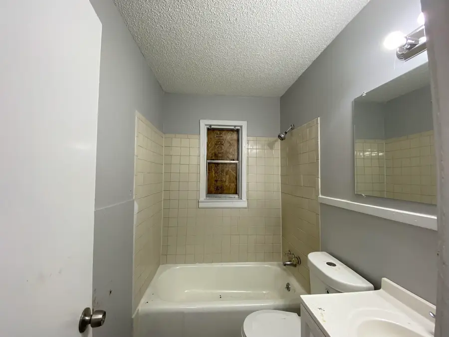 535 E SHELBY DR, Memphis, TN 38109 - #2