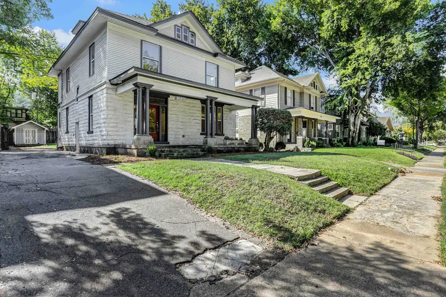 1619 EASTMORELAND AVE, Memphis, TN 38104 - #2