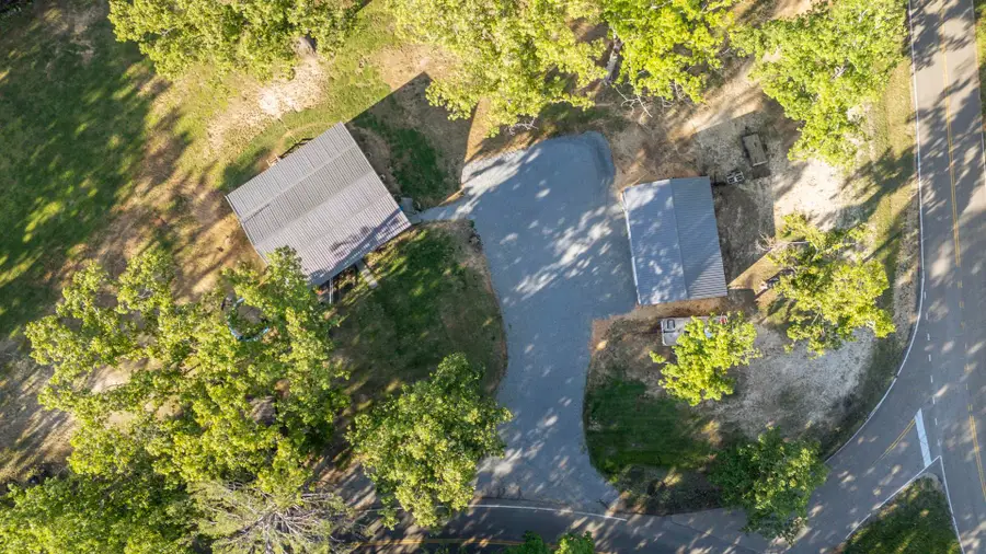 5525 HOLLAND CREEK RD, Savannah, TN 38372-7070 - #2