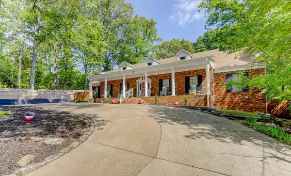 3894 LAKEWOOD DR, Memphis, TN 38128