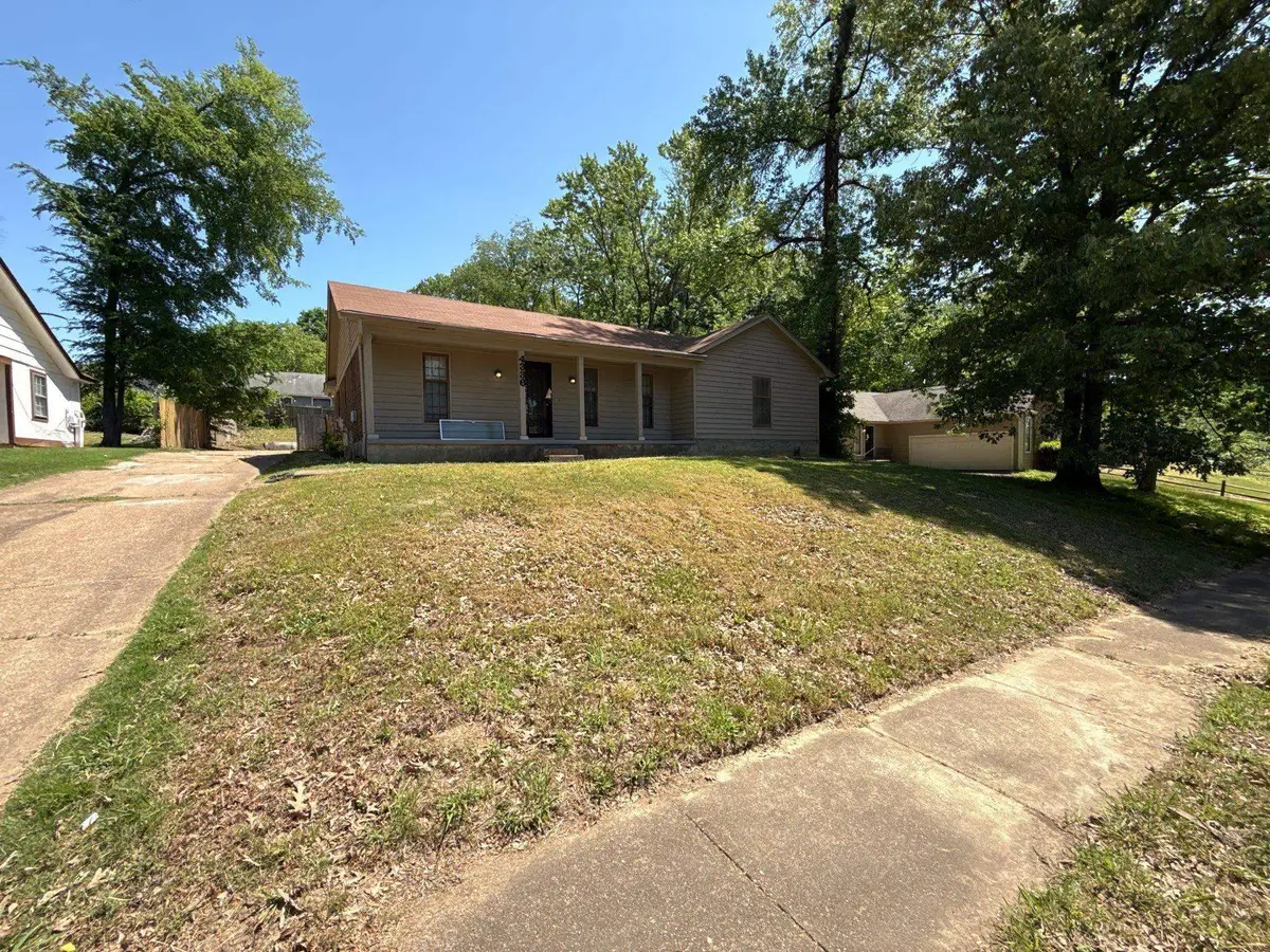 4666 CHRISTYSHIRE DR, Memphis, TN 38128 - #1
