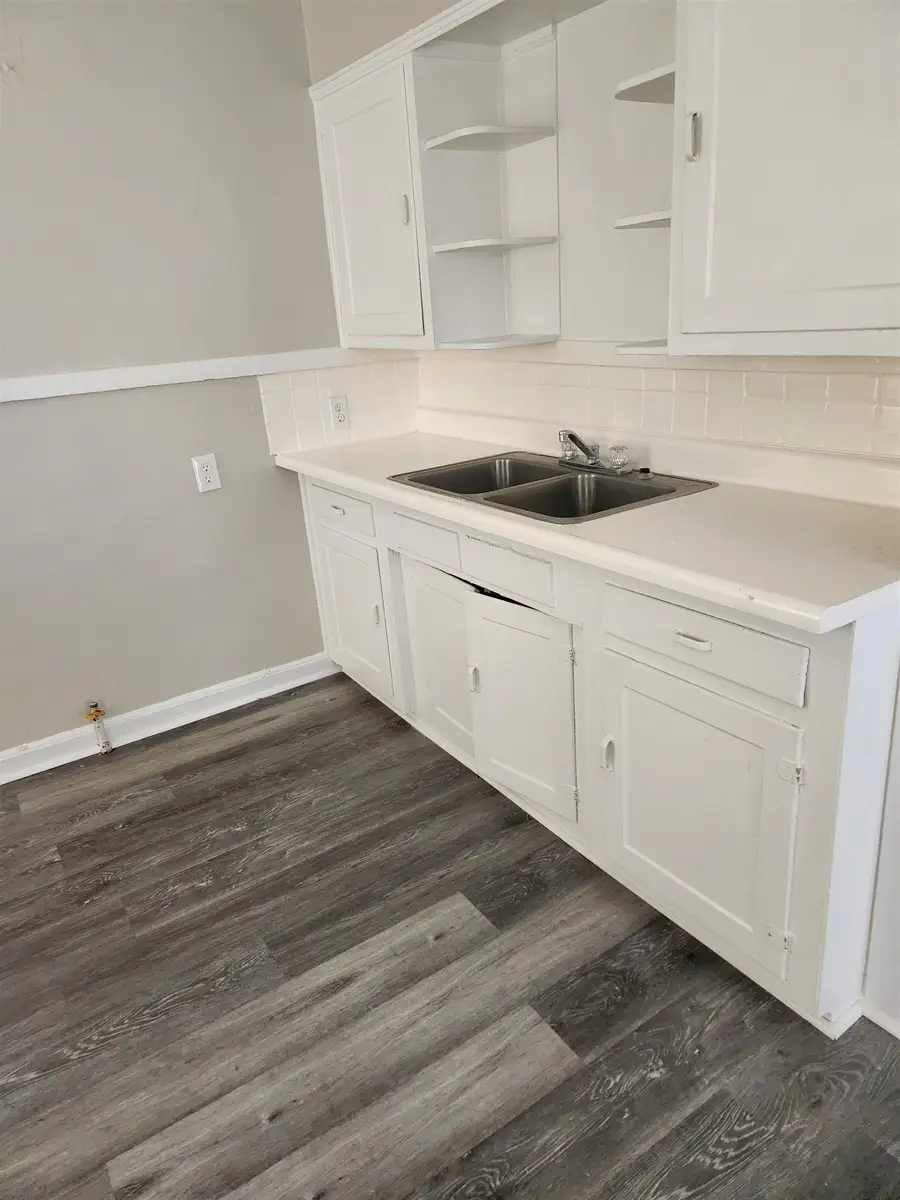 1817 WELLINGTON AVE, Memphis, TN 38106 - #2