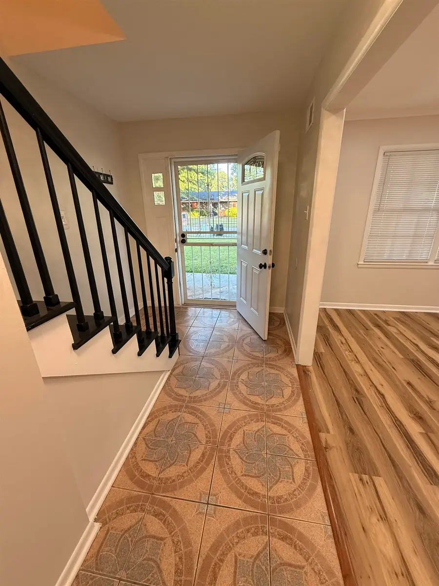2975 SKY WAY DR, Memphis, TN 38127 - #3