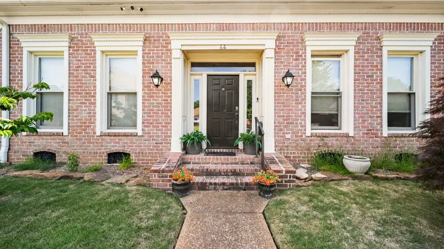 44 FOREST VILLAGE PL, Cordova, TN 38018 - #2