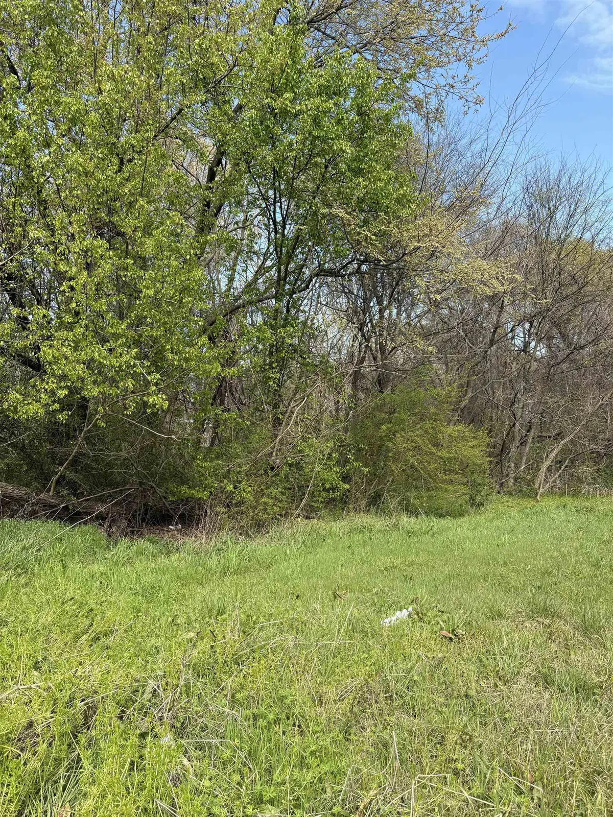 126 W BROOKS RD, Memphis, TN 38109 - #1