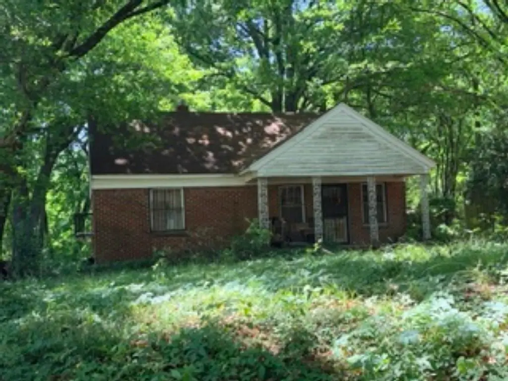 2211 CARNES AVE, Memphis, TN 38114 - #1