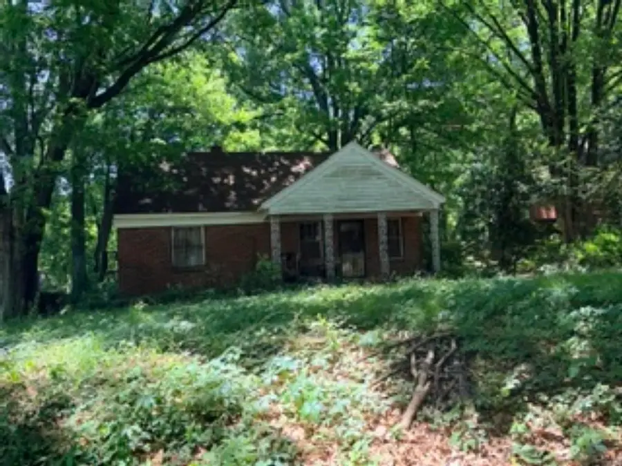 2211 CARNES AVE, Memphis, TN 38114 - #2