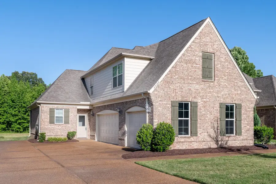 5920 BRANDON BROOK DR, Arlington, TN 38002 - #2