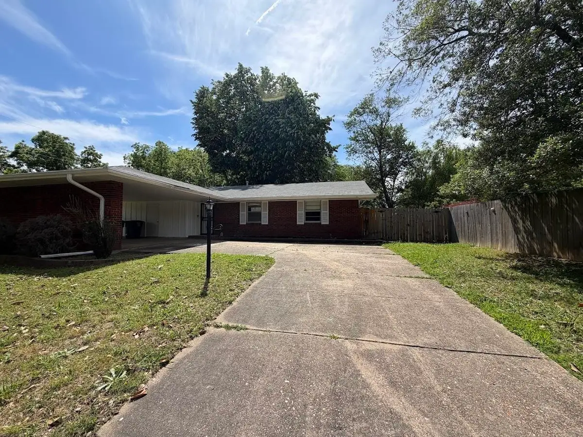 3831 HERMITAGE DR, Memphis, TN 38116 - #1