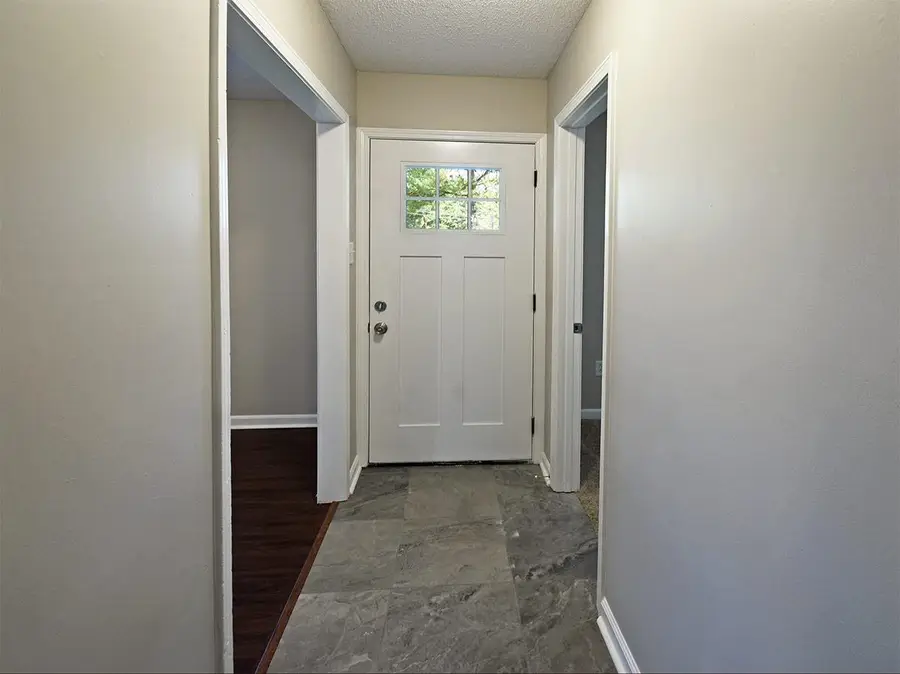6731 STARKENBURG LN, Memphis, TN 38115 - #3