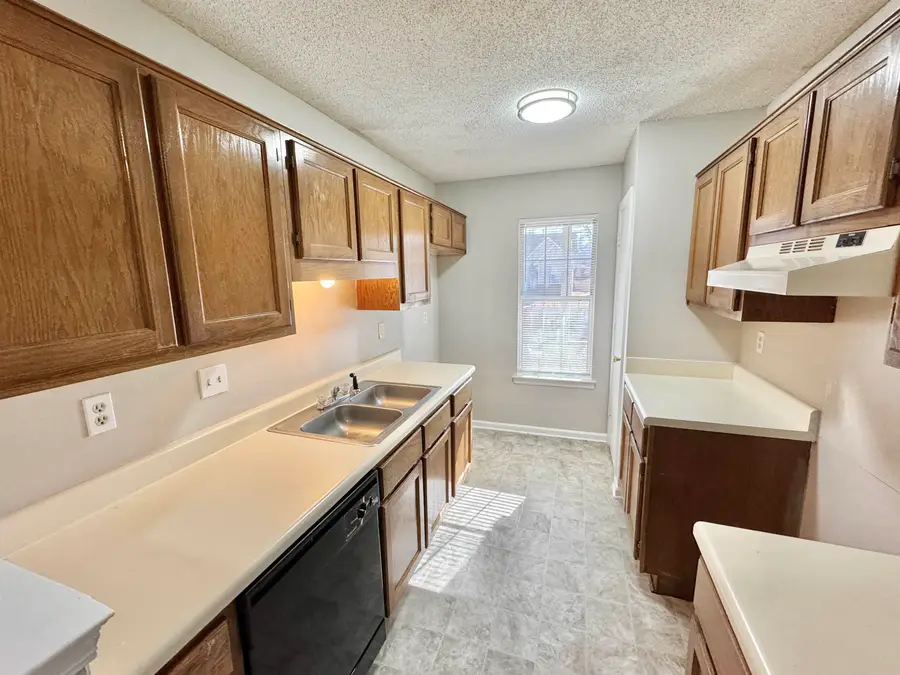 5528 GINNERS DR, Memphis, TN 38134 - #3