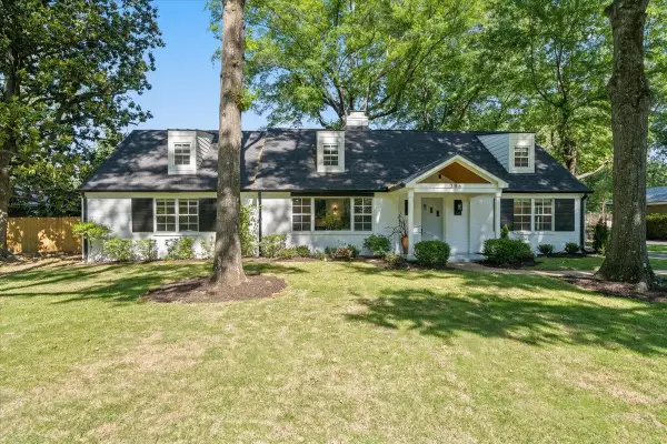 386 E ERWIN DR, Memphis, TN 38117