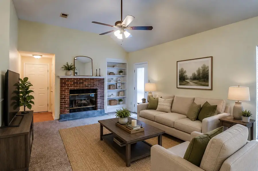 2696 GREEN HOLLOW LN, Memphis, TN 38133 - #3