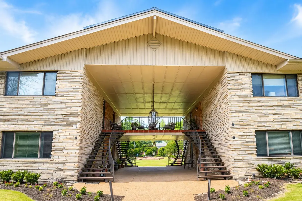 4400 POPLAR AVE #25, Memphis, TN 38117 - #1