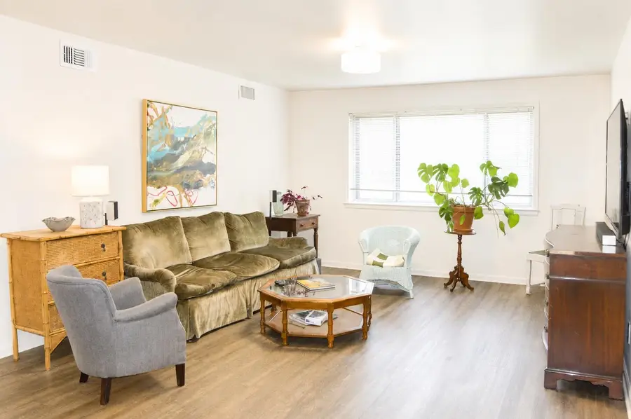 4400 POPLAR AVE #25, Memphis, TN 38117 - #2