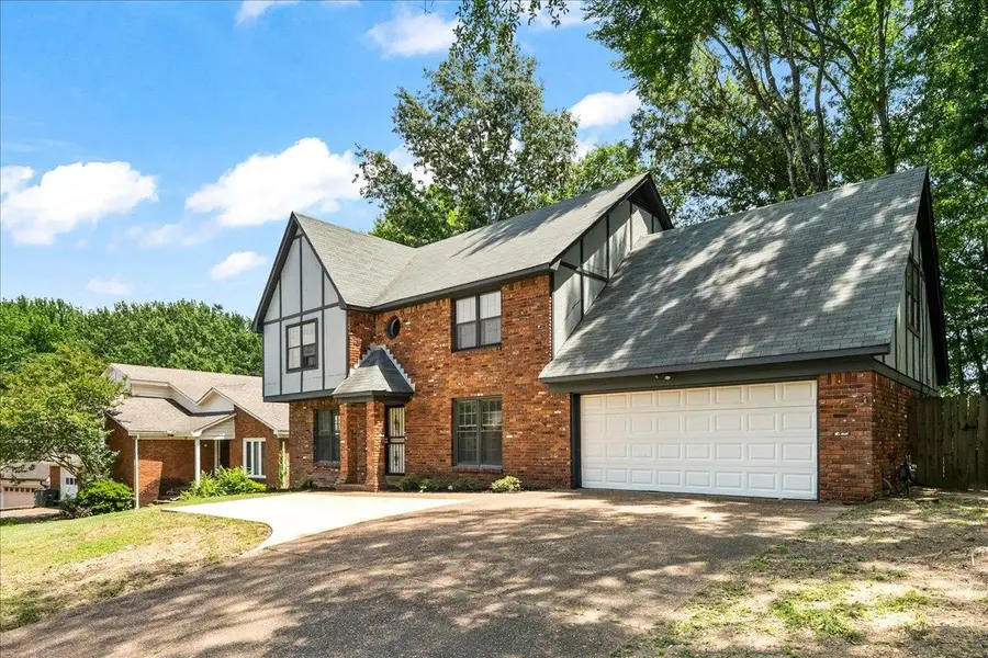 74 S WALNUT BEND RD, Cordova, TN 38018 - #2