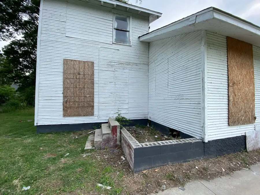 1117 BREEDLOVE ST, Memphis, TN 38107 - #2