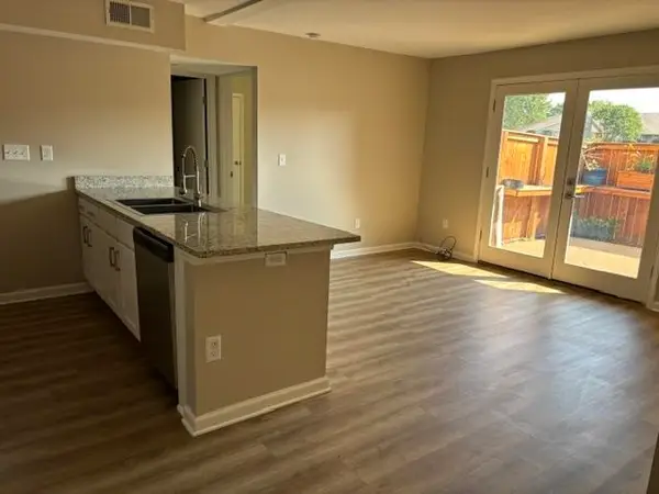 6696 #3 WHISPERING OAK PL, Memphis, TN 38120
