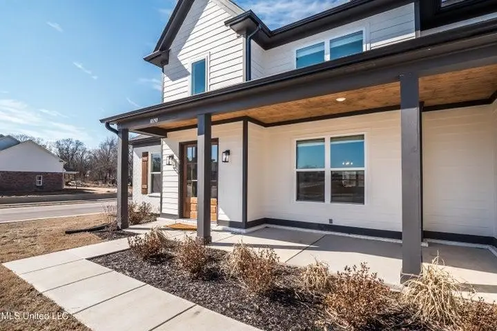 10190 MAY FLOWERS ST, Olive Branch, MS 38654 - #2