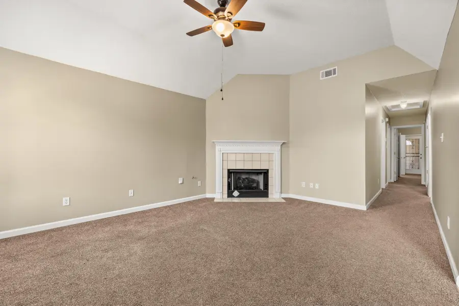 6902 CENTURY OAKS DR, Cordova, TN 38018 - #2