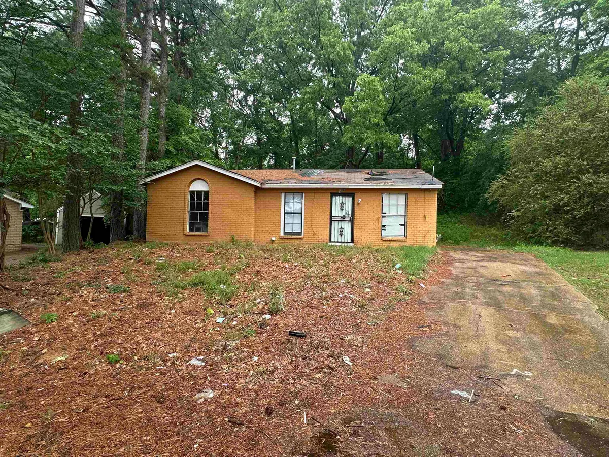 3704 RIDGEMONT RD, Memphis, TN 38128 - #1