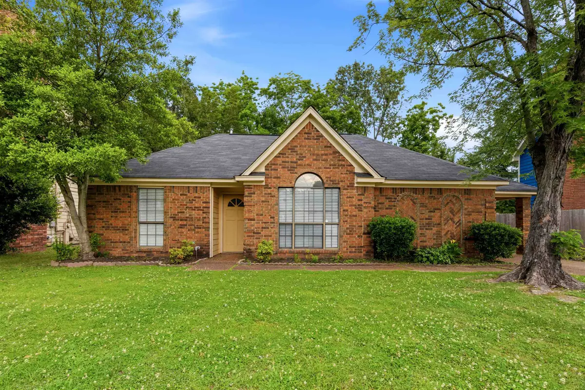 2422 GREEN GLEN DR, Memphis, TN 38133 - #1