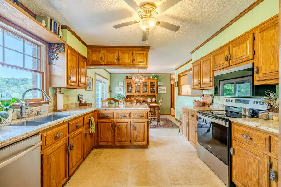 13410 64 HWY, Savannah, TN 38372 - #2