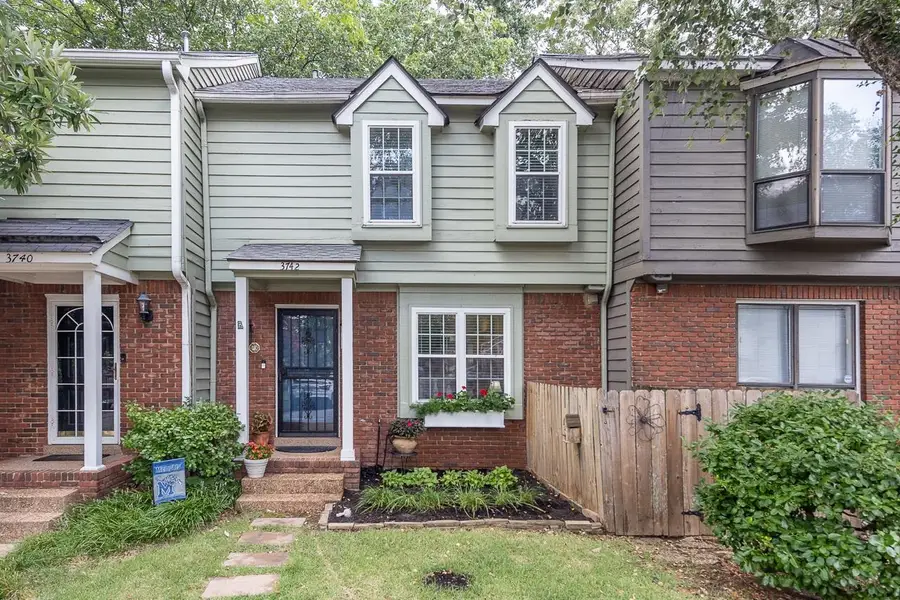 3742 CHARLESTON SQUARE PL, Memphis, TN 38122 - #2