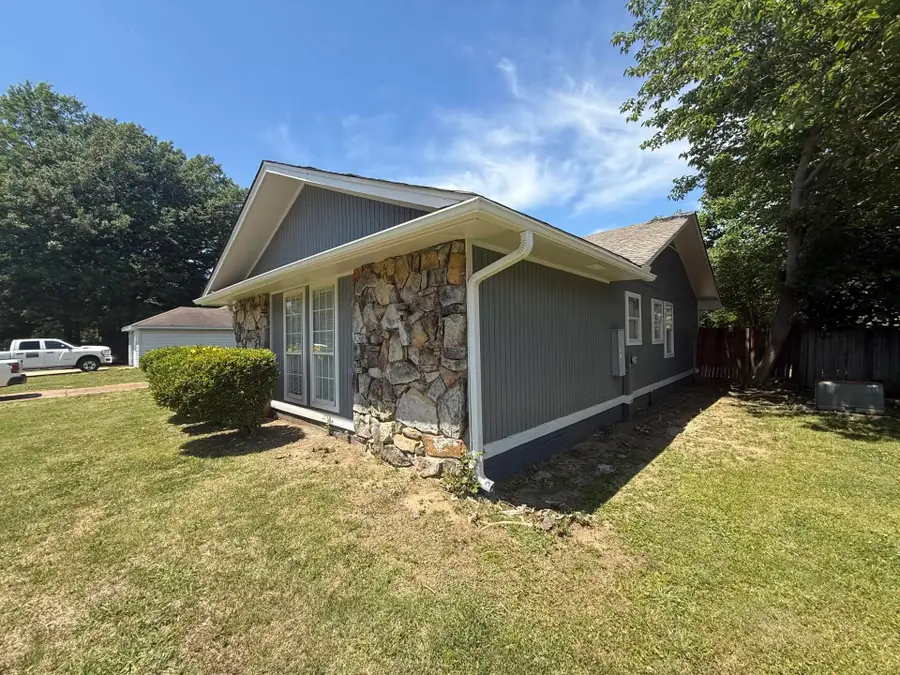 6136 SCARLET LEAF DR, Memphis, TN 38141 - #2