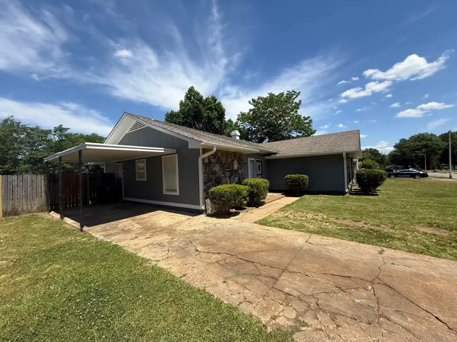 6136 SCARLET LEAF DR, Memphis, TN 38141 - #3